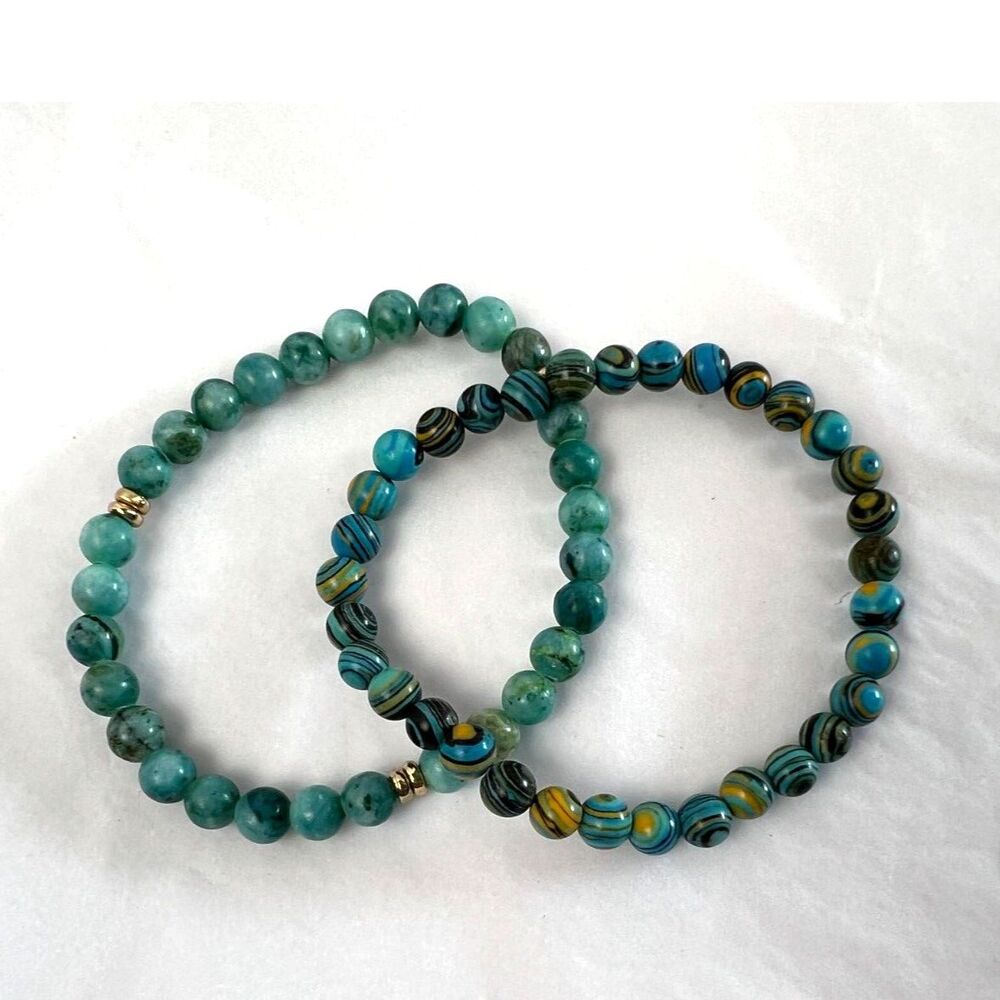 Hand Crafted Natural stone Apatite & Rainbow Malachite stretch bracelets NWOT